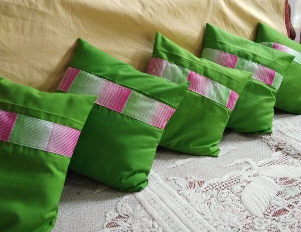 Cushion (Traditional Pattern)