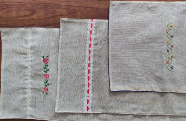 Table Runner 4